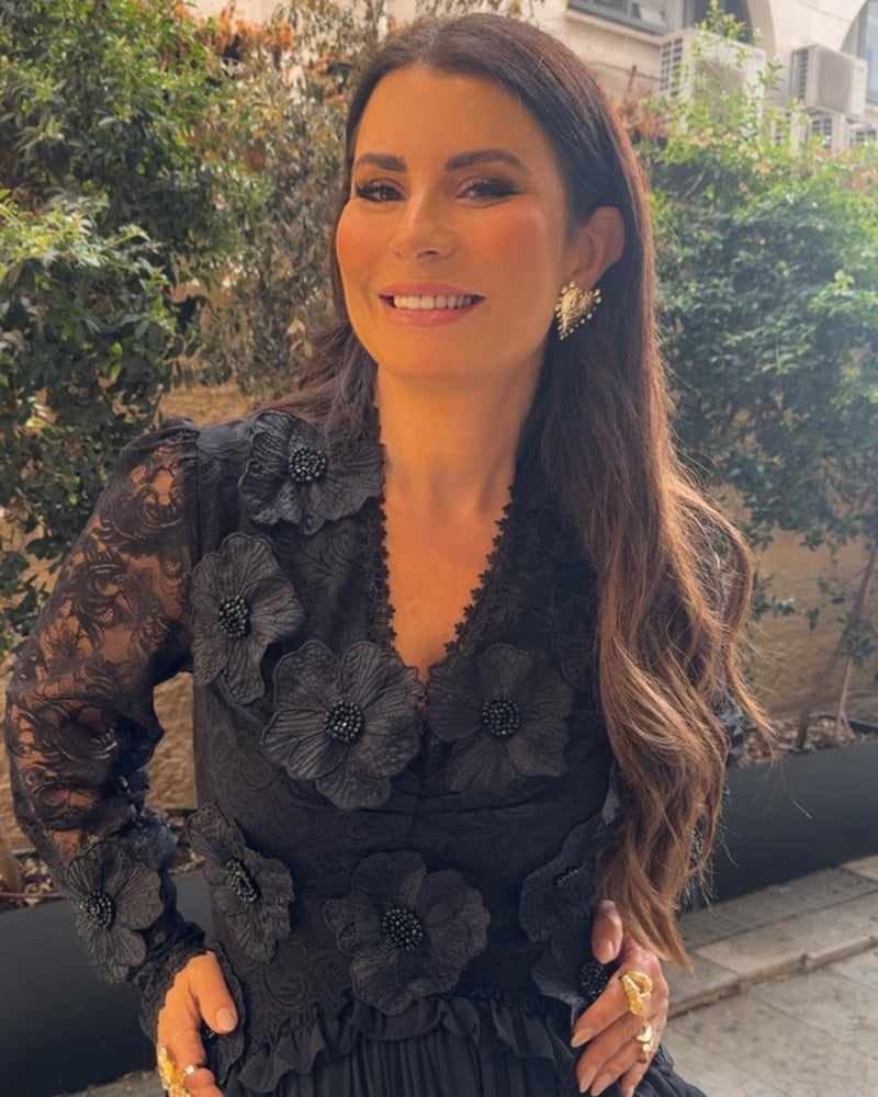 שמלת ערב שחורה אפליקציות פרחים