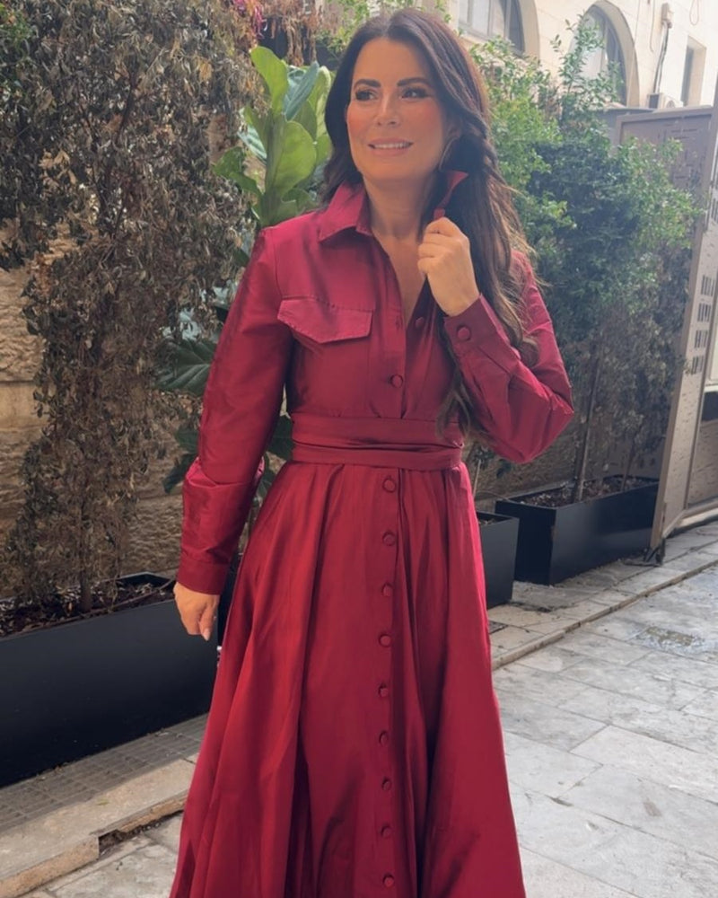 שמלת צווארון משי פראי