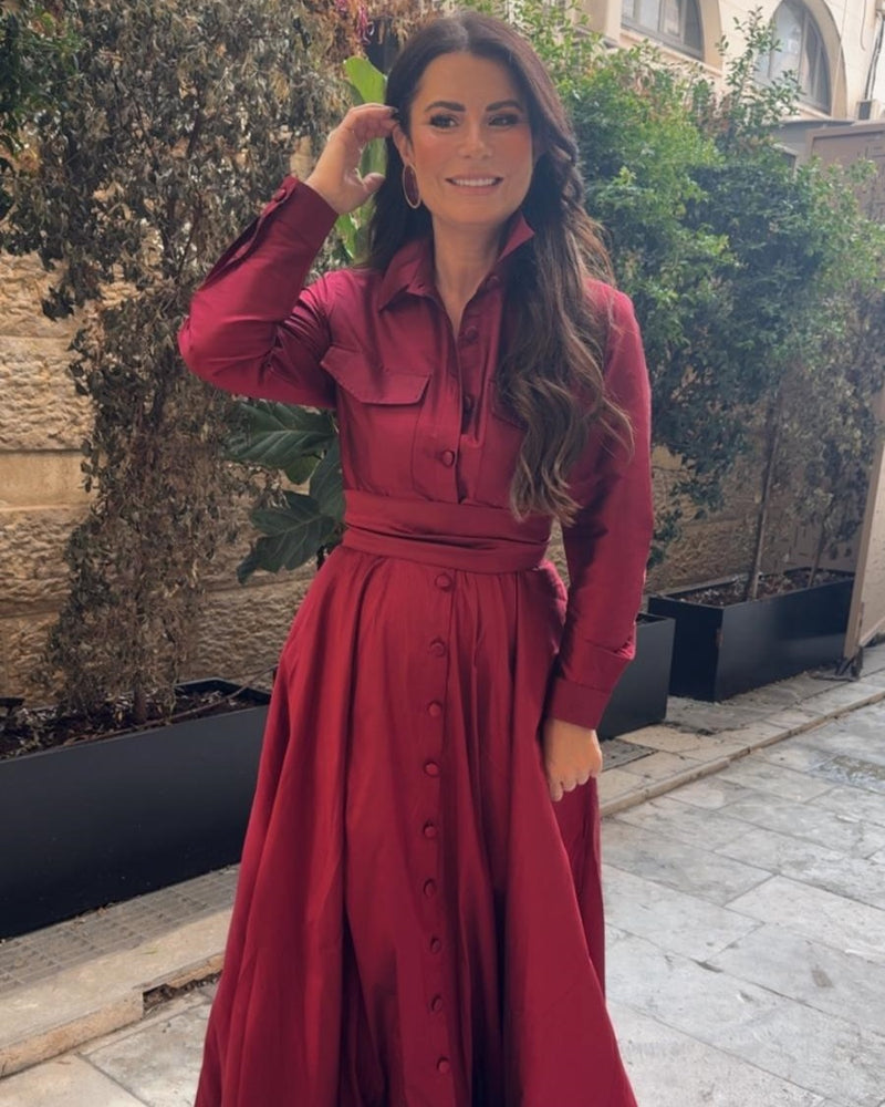 שמלת צווארון משי פראי