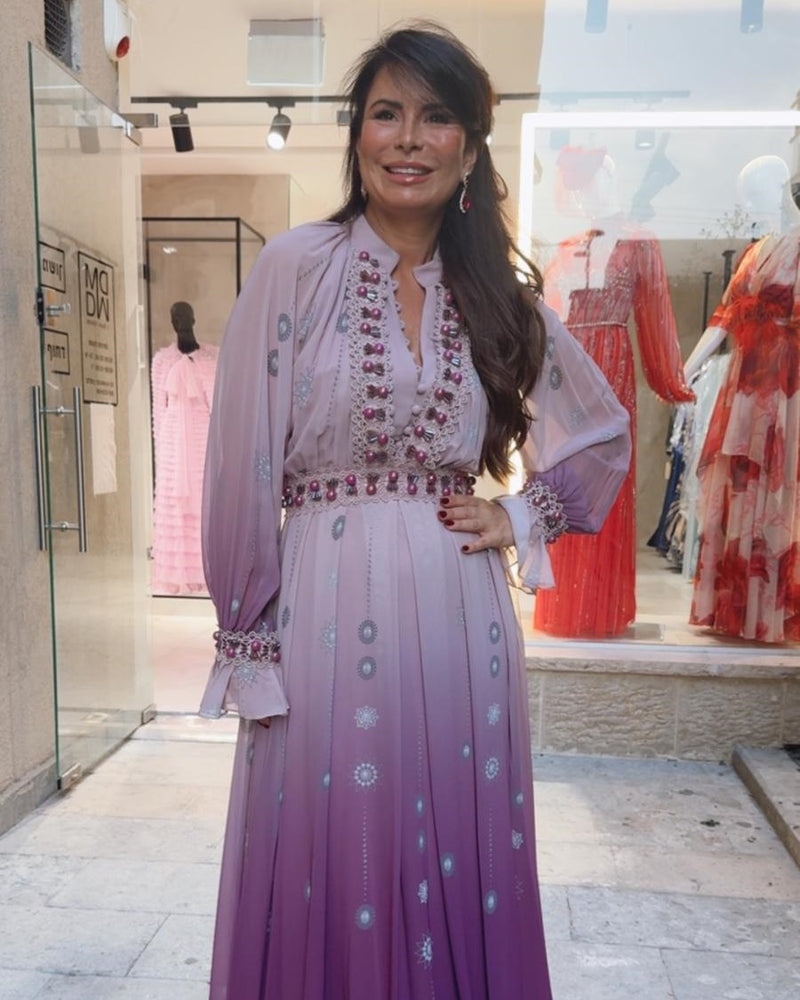 שמלת אירוע משי דמוי ג׳לביה משולבת חרוזים