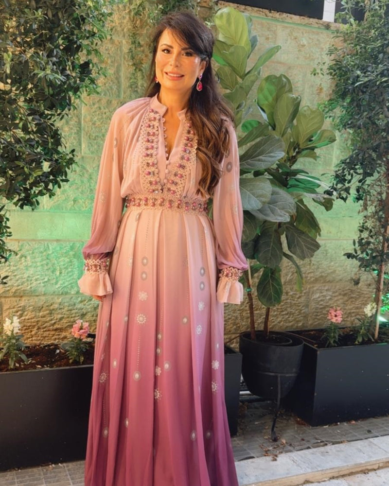 שמלת אירוע משי דמוי ג׳לביה משולבת חרוזים