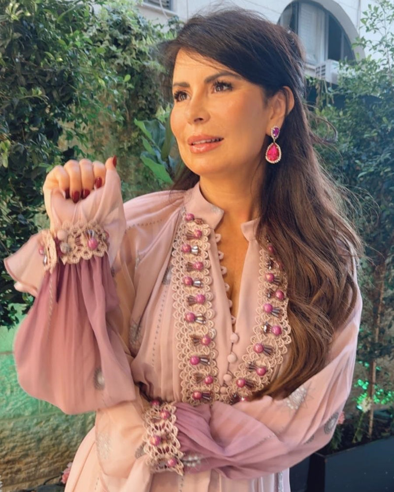 שמלת אירוע משי דמוי ג׳לביה משולבת חרוזים